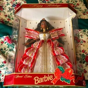 Mattel 1997 Holiday Barbie